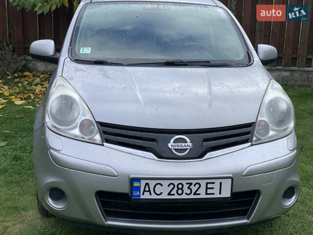 Сірий Ніссан Ноут, об'ємом двигуна 1.39 л та пробігом 208 тис. км за 4999 $, фото 3 на Automoto.ua