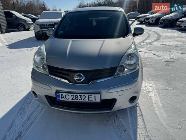 Сірий Ніссан Ноут, об'ємом двигуна 1.4 л та пробігом 208 тис. км за 5950 $, фото 4 на Automoto.ua