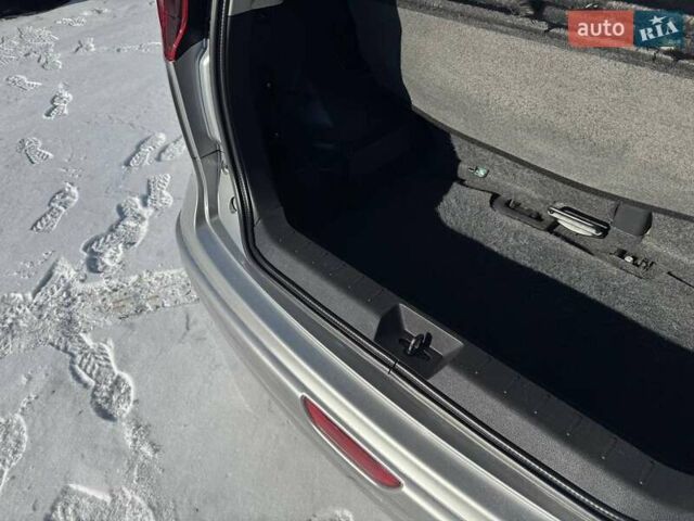 Сірий Ніссан Ноут, об'ємом двигуна 1.4 л та пробігом 208 тис. км за 5950 $, фото 31 на Automoto.ua