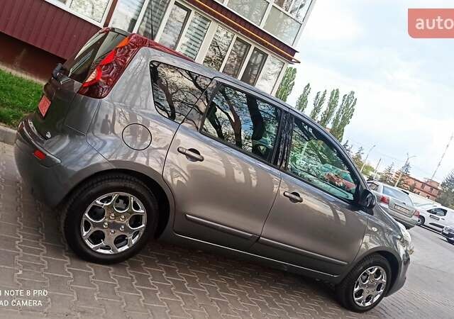 Сірий Ніссан Ноут, об'ємом двигуна 1.4 л та пробігом 162 тис. км за 7250 $, фото 4 на Automoto.ua