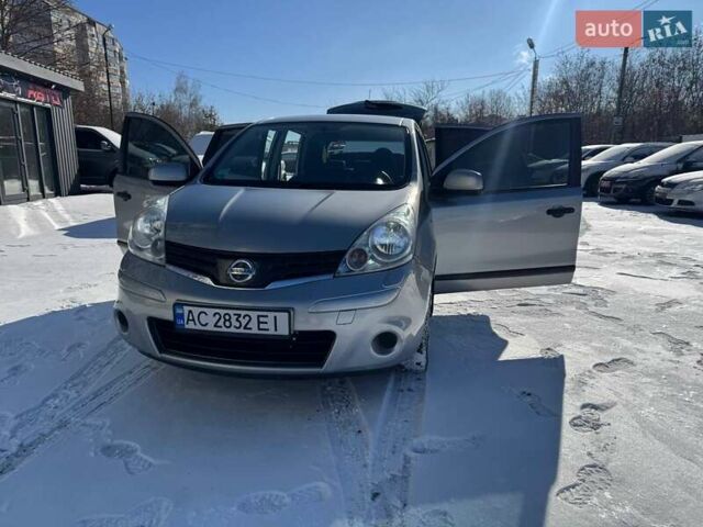 Сірий Ніссан Ноут, об'ємом двигуна 1.4 л та пробігом 208 тис. км за 5950 $, фото 57 на Automoto.ua