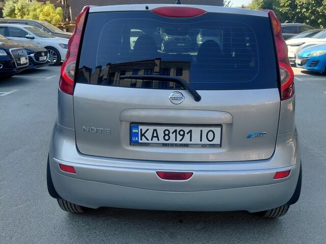 Сірий Ніссан Ноут, об'ємом двигуна 1.5 л та пробігом 325 тис. км за 5997 $, фото 1 на Automoto.ua
