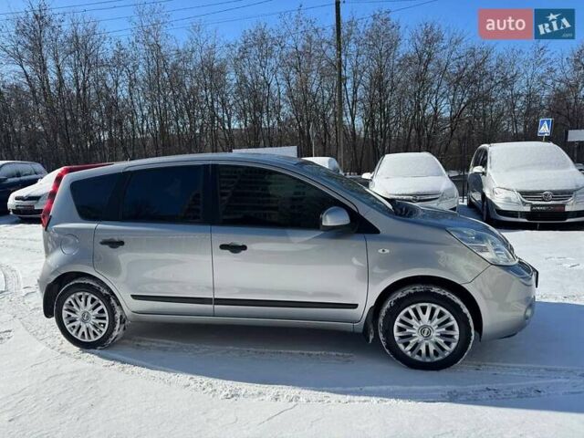 Сірий Ніссан Ноут, об'ємом двигуна 1.4 л та пробігом 208 тис. км за 5950 $, фото 26 на Automoto.ua