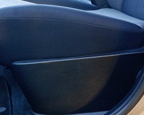 Ниссан Ноут 2013 в Радивилове на Automoto.ua Серый Ниссан Ноут, объемом двигателя 1.4 л и пробегом 148 тыс. км за 6950 $, фото 41 на Automoto.ua