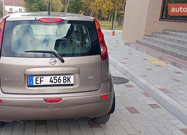 Ниссан Ноут 2013 в Радивилове на Automoto.ua Серый Ниссан Ноут, объемом двигателя 1.4 л и пробегом 148 тыс. км за 6950 $, фото 8 на Automoto.ua