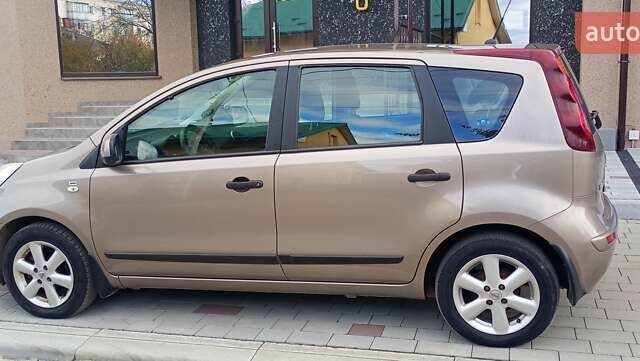 Ниссан Ноут 2013 в Радивилове на Automoto.ua Серый Ниссан Ноут, объемом двигателя 1.4 л и пробегом 148 тыс. км за 6950 $, фото 5 на Automoto.ua