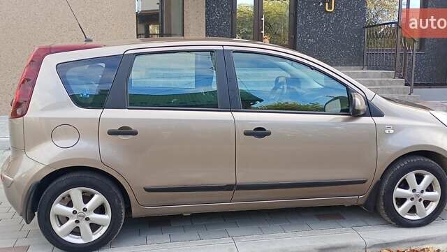 Ниссан Ноут 2013 в Радивилове на Automoto.ua Серый Ниссан Ноут, объемом двигателя 1.4 л и пробегом 148 тыс. км за 6950 $, фото 6 на Automoto.ua