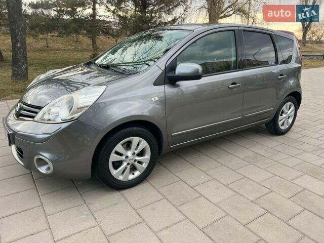 Серый Ниссан Ноут, объемом двигателя 1.6 л и пробегом 84 тыс. км за 10200 $, фото 3 на Automoto.ua