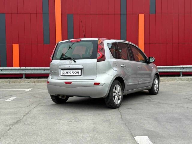 Сірий Ніссан Ноут, об'ємом двигуна 0 л та пробігом 172 тис. км за 7290 $, фото 7 на Automoto.ua