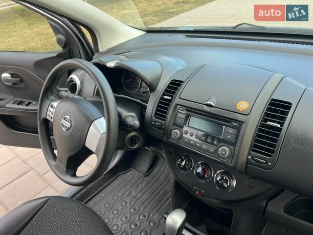 Сірий Ніссан Ноут, об'ємом двигуна 1.6 л та пробігом 84 тис. км за 10400 $, фото 39 на Automoto.ua