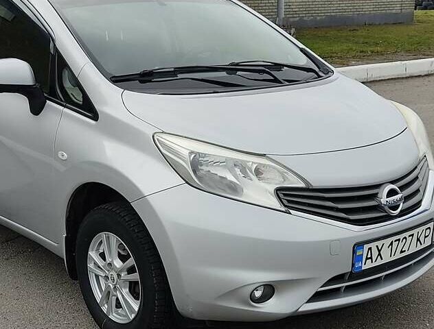Сірий Ніссан Ноут, об'ємом двигуна 1.2 л та пробігом 130 тис. км за 8000 $, фото 8 на Automoto.ua