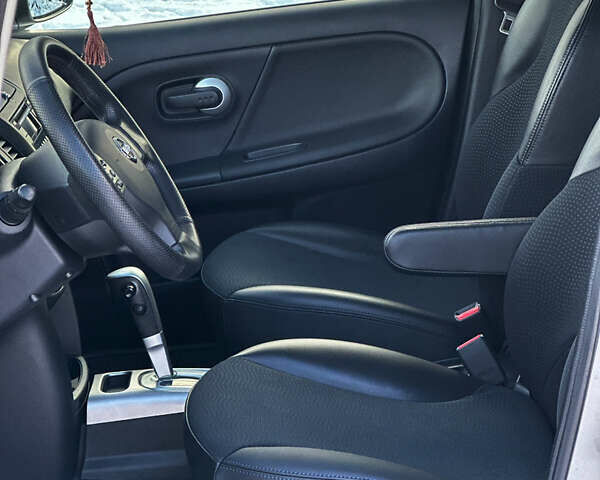 Серый Ниссан Ноут, объемом двигателя 1.6 л и пробегом 93 тыс. км за 7900 $, фото 12 на Automoto.ua