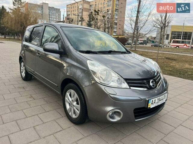 Серый Ниссан Ноут, объемом двигателя 1.6 л и пробегом 84 тыс. км за 10200 $, фото 8 на Automoto.ua