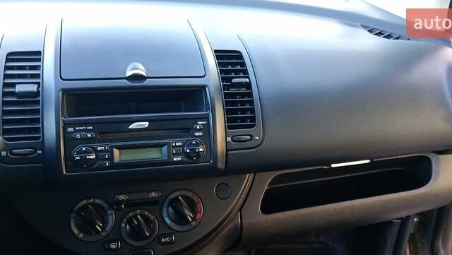 Ниссан Ноут 2013 в Радивилове на Automoto.ua Серый Ниссан Ноут, объемом двигателя 1.4 л и пробегом 148 тыс. км за 6950 $, фото 13 на Automoto.ua