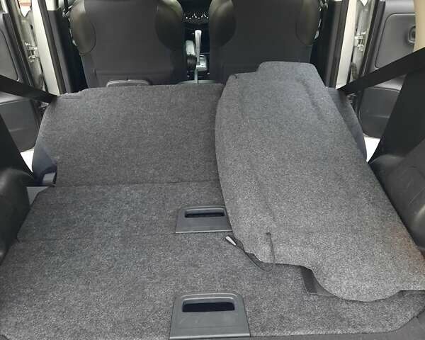 Сірий Ніссан Ноут, об'ємом двигуна 1.6 л та пробігом 93 тис. км за 9600 $, фото 24 на Automoto.ua