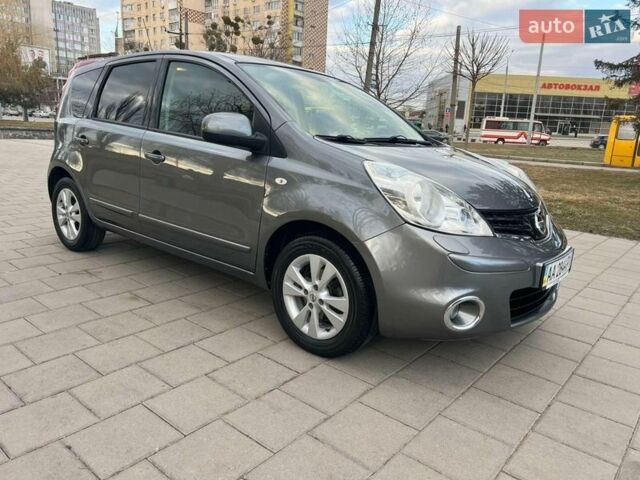 Сірий Ніссан Ноут, об'ємом двигуна 1.6 л та пробігом 84 тис. км за 10400 $, фото 4 на Automoto.ua