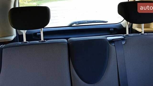 Ниссан Ноут 2013 в Радивилове на Automoto.ua Серый Ниссан Ноут, объемом двигателя 1.4 л и пробегом 148 тыс. км за 6950 $, фото 19 на Automoto.ua