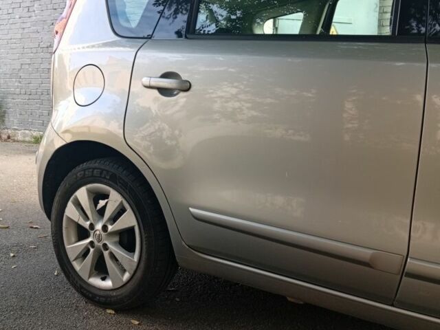 Сірий Ніссан Ноут, об'ємом двигуна 1.4 л та пробігом 179 тис. км за 6300 $, фото 2 на Automoto.ua