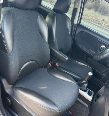 Серый Ниссан Ноут, объемом двигателя 1.39 л и пробегом 97 тыс. км за 6490 $, фото 30 на Automoto.ua