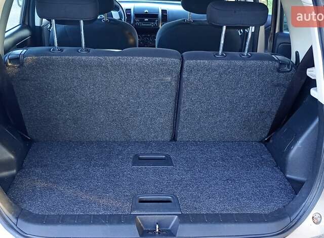 Ниссан Ноут 2013 в Радивилове на Automoto.ua Серый Ниссан Ноут, объемом двигателя 1.4 л и пробегом 148 тыс. км за 6950 $, фото 46 на Automoto.ua