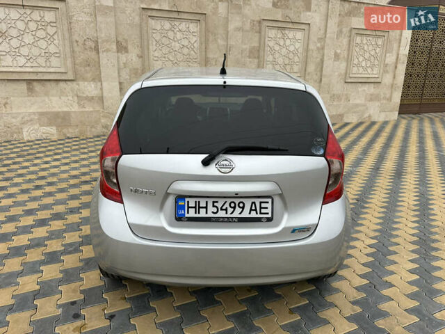Серый Ниссан Ноут, объемом двигателя 1.2 л и пробегом 27 тыс. км за 7400 $, фото 20 на Automoto.ua