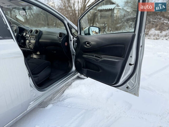 Сірий Ніссан Ноут, об'ємом двигуна 1.2 л та пробігом 156 тис. км за 7100 $, фото 52 на Automoto.ua