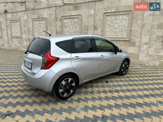 Серый Ниссан Ноут, объемом двигателя 1.2 л и пробегом 27 тыс. км за 7400 $, фото 18 на Automoto.ua