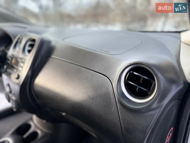 Сірий Ніссан Ноут, об'ємом двигуна 1.2 л та пробігом 156 тис. км за 7100 $, фото 55 на Automoto.ua