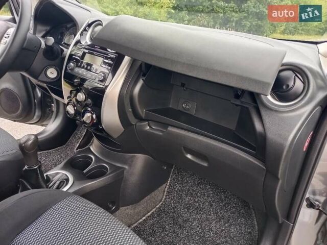 Ниссан Ноут 2014 в Бродах на Automoto.ua Серый Ниссан Ноут, объемом двигателя 1.5 л и пробегом 219 тыс. км за 8350 $, фото 23 на Automoto.ua
