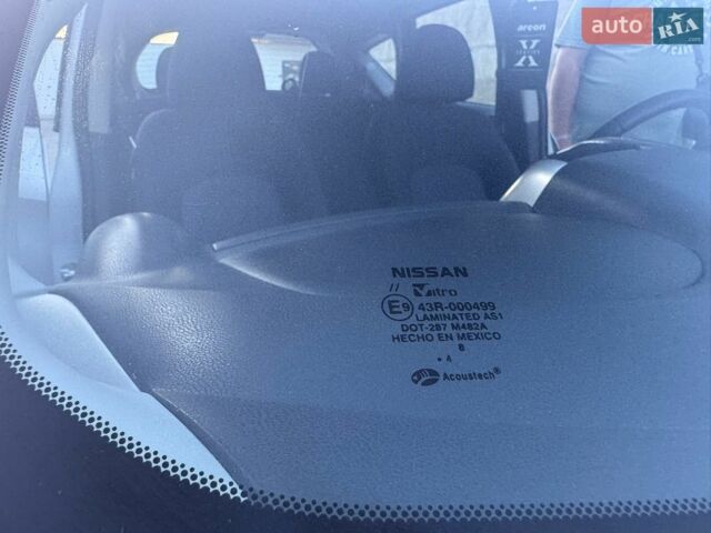 Сірий Ніссан Ноут, об'ємом двигуна 1.6 л та пробігом 204 тис. км за 7000 $, фото 26 на Automoto.ua