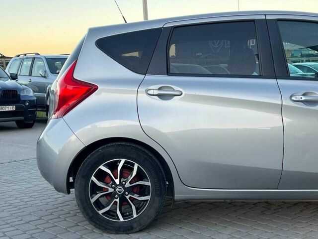 Сірий Ніссан Ноут, об'ємом двигуна 1.5 л та пробігом 250 тис. км за 6500 $, фото 9 на Automoto.ua