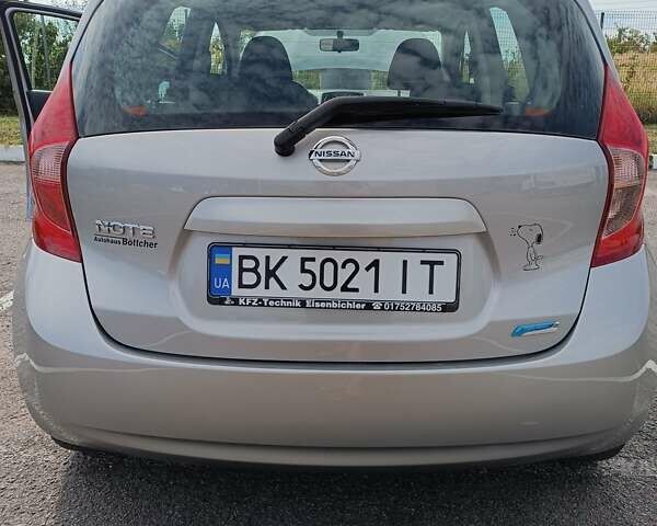 Серый Ниссан Ноут, объемом двигателя 1.5 л и пробегом 202 тыс. км за 8100 $, фото 31 на Automoto.ua