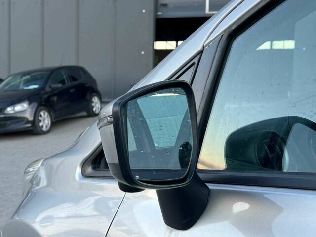 Сірий Ніссан Ноут, об'ємом двигуна 1.5 л та пробігом 250 тис. км за 6500 $, фото 13 на Automoto.ua