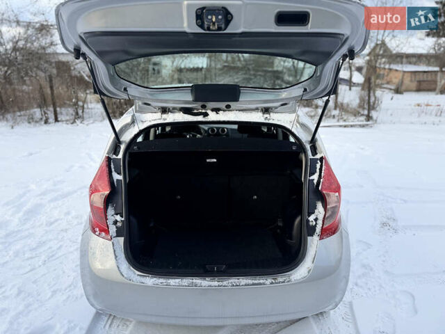 Сірий Ніссан Ноут, об'ємом двигуна 1.2 л та пробігом 156 тис. км за 7100 $, фото 47 на Automoto.ua