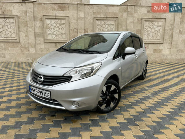 Серый Ниссан Ноут, объемом двигателя 1.2 л и пробегом 27 тыс. км за 7400 $, фото 1 на Automoto.ua
