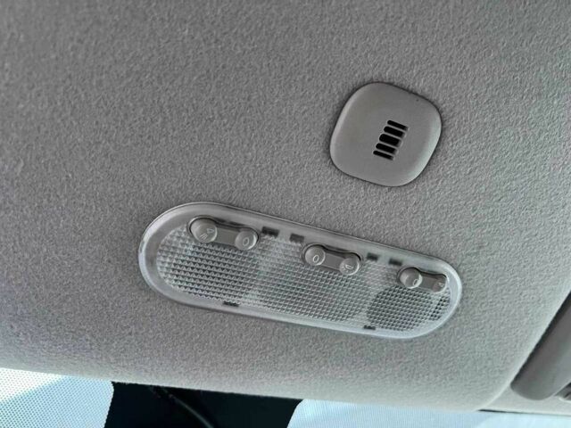 Серый Ниссан Ноут, объемом двигателя 1.5 л и пробегом 250 тыс. км за 6940 $, фото 23 на Automoto.ua