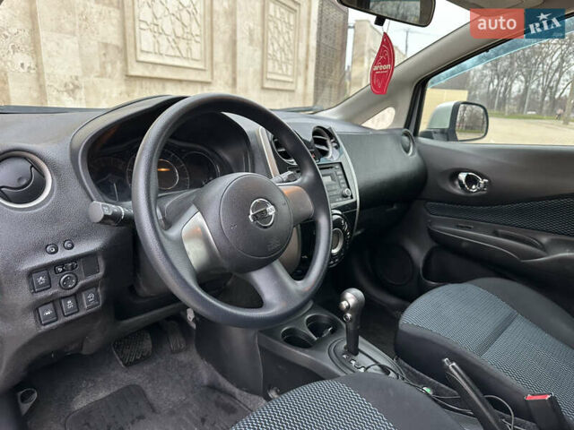 Серый Ниссан Ноут, объемом двигателя 1.2 л и пробегом 27 тыс. км за 7400 $, фото 28 на Automoto.ua