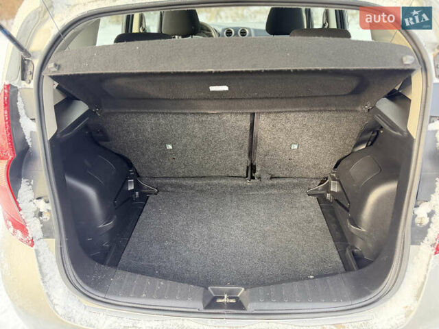 Сірий Ніссан Ноут, об'ємом двигуна 1.2 л та пробігом 156 тис. км за 7100 $, фото 45 на Automoto.ua