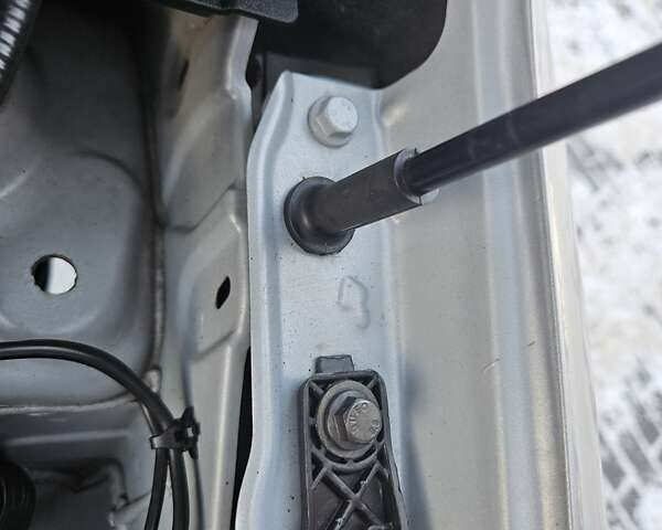 Серый Ниссан Ноут, объемом двигателя 1.2 л и пробегом 191 тыс. км за 6900 $, фото 42 на Automoto.ua