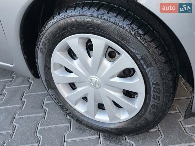 Сірий Ніссан Ноут, об'ємом двигуна 1.6 л та пробігом 149 тис. км за 7500 $, фото 55 на Automoto.ua