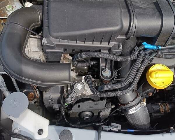 Серый Ниссан Ноут, объемом двигателя 1.5 л и пробегом 202 тыс. км за 8100 $, фото 30 на Automoto.ua