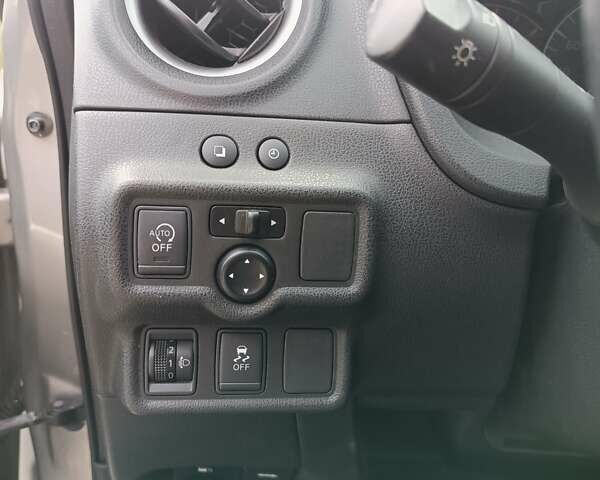 Серый Ниссан Ноут, объемом двигателя 1.5 л и пробегом 202 тыс. км за 8100 $, фото 15 на Automoto.ua