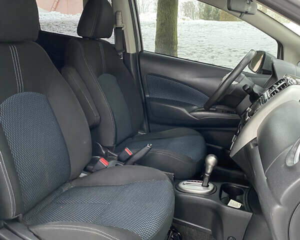 Сірий Ніссан Ноут, об'ємом двигуна 1.6 л та пробігом 170 тис. км за 8350 $, фото 23 на Automoto.ua