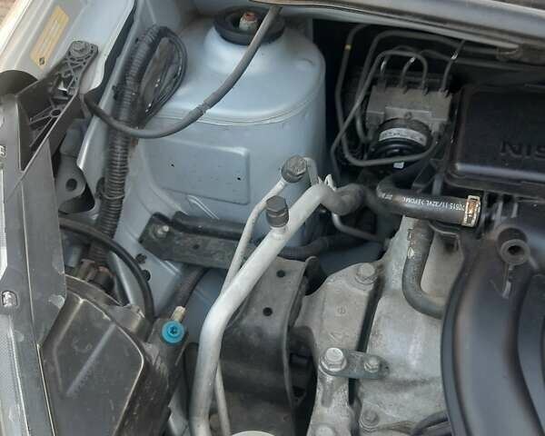 Серый Ниссан Ноут, объемом двигателя 1.6 л и пробегом 148 тыс. км за 7500 $, фото 7 на Automoto.ua