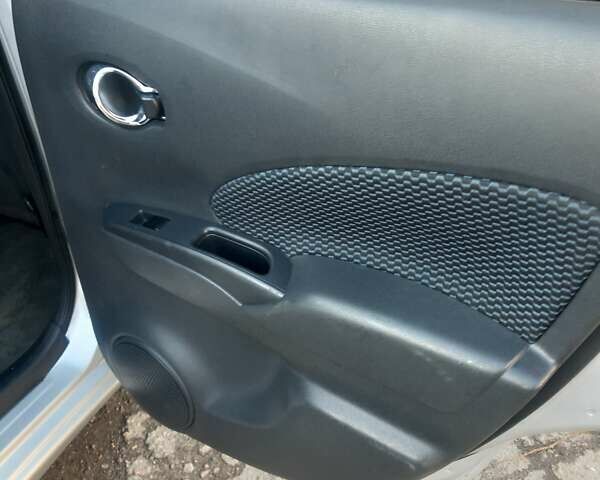 Серый Ниссан Ноут, объемом двигателя 1.6 л и пробегом 148 тыс. км за 7500 $, фото 11 на Automoto.ua