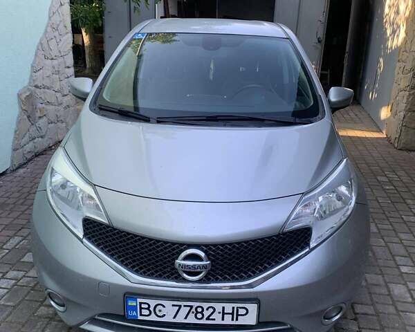 Сірий Ніссан Ноут, об'ємом двигуна 1.46 л та пробігом 180 тис. км за 9500 $, фото 3 на Automoto.ua