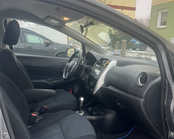 Сірий Ніссан Ноут, об'ємом двигуна 1.6 л та пробігом 131 тис. км за 11326 $, фото 5 на Automoto.ua