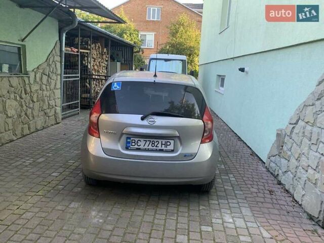 Сірий Ніссан Ноут, об'ємом двигуна 1.46 л та пробігом 180 тис. км за 9500 $, фото 5 на Automoto.ua