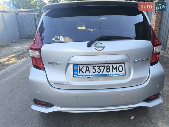 Серый Ниссан Ноут, объемом двигателя 1.2 л и пробегом 55 тыс. км за 12400 $, фото 24 на Automoto.ua