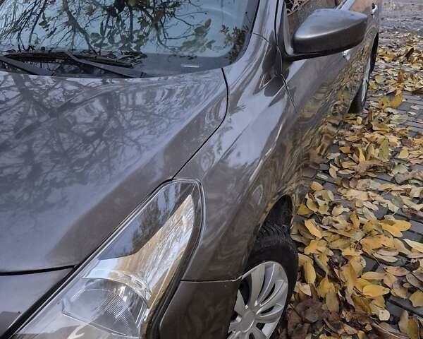 Сірий Ніссан Ноут, об'ємом двигуна 1.6 л та пробігом 137 тис. км за 7000 $, фото 2 на Automoto.ua